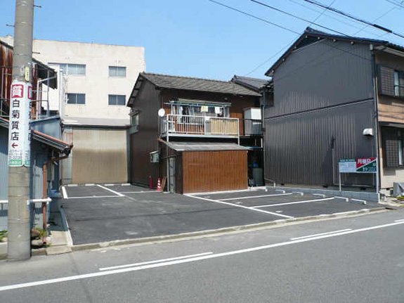 真清田　第2駐車場（6台）　一宮駅まで徒歩10分♪