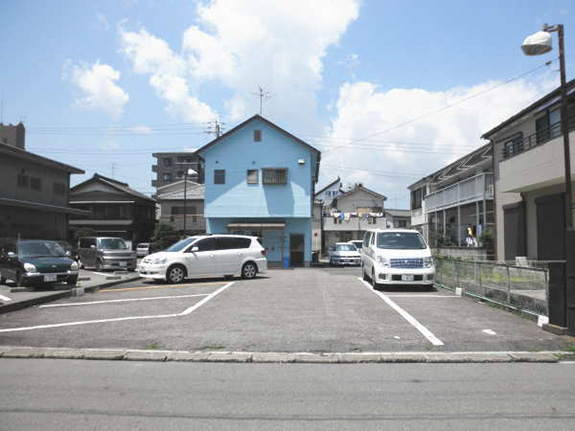 松降　第2駐車場（13台）