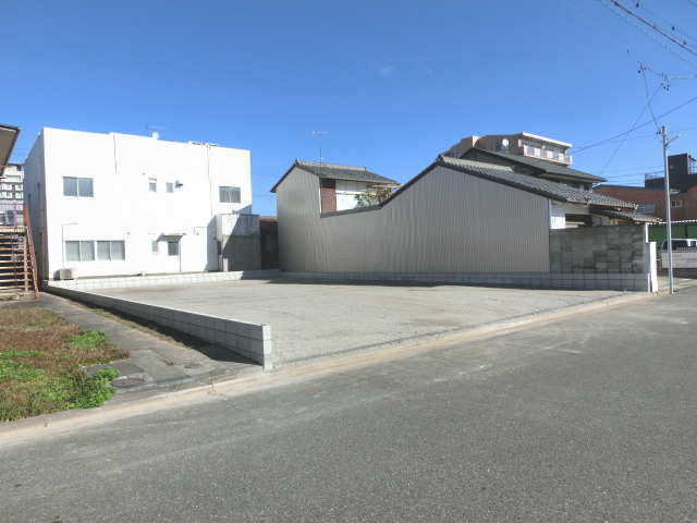 松降　第13駐車場（3台）